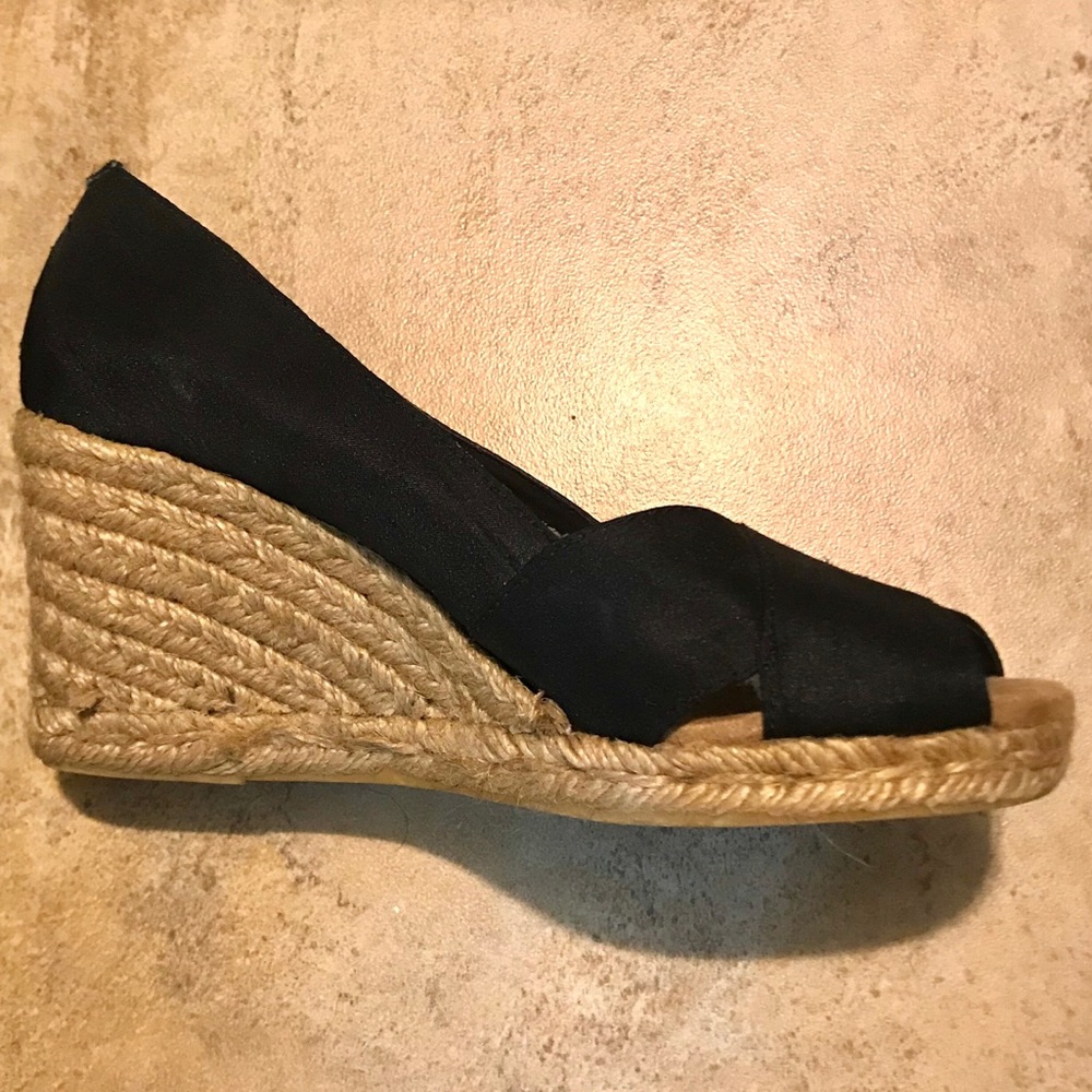 G.H. Bass & Co. Shoes | GH Bass Black Wedges